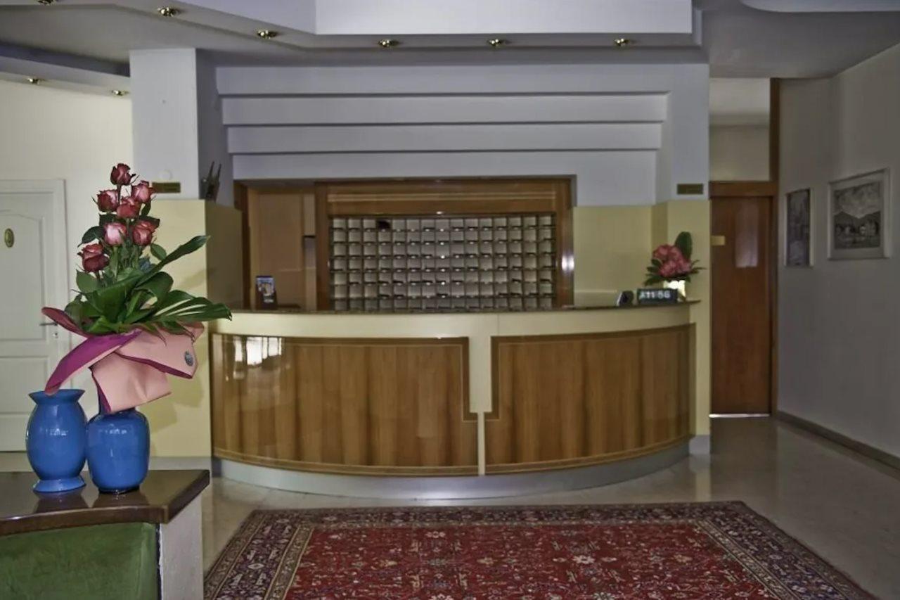 Albatros Hotel