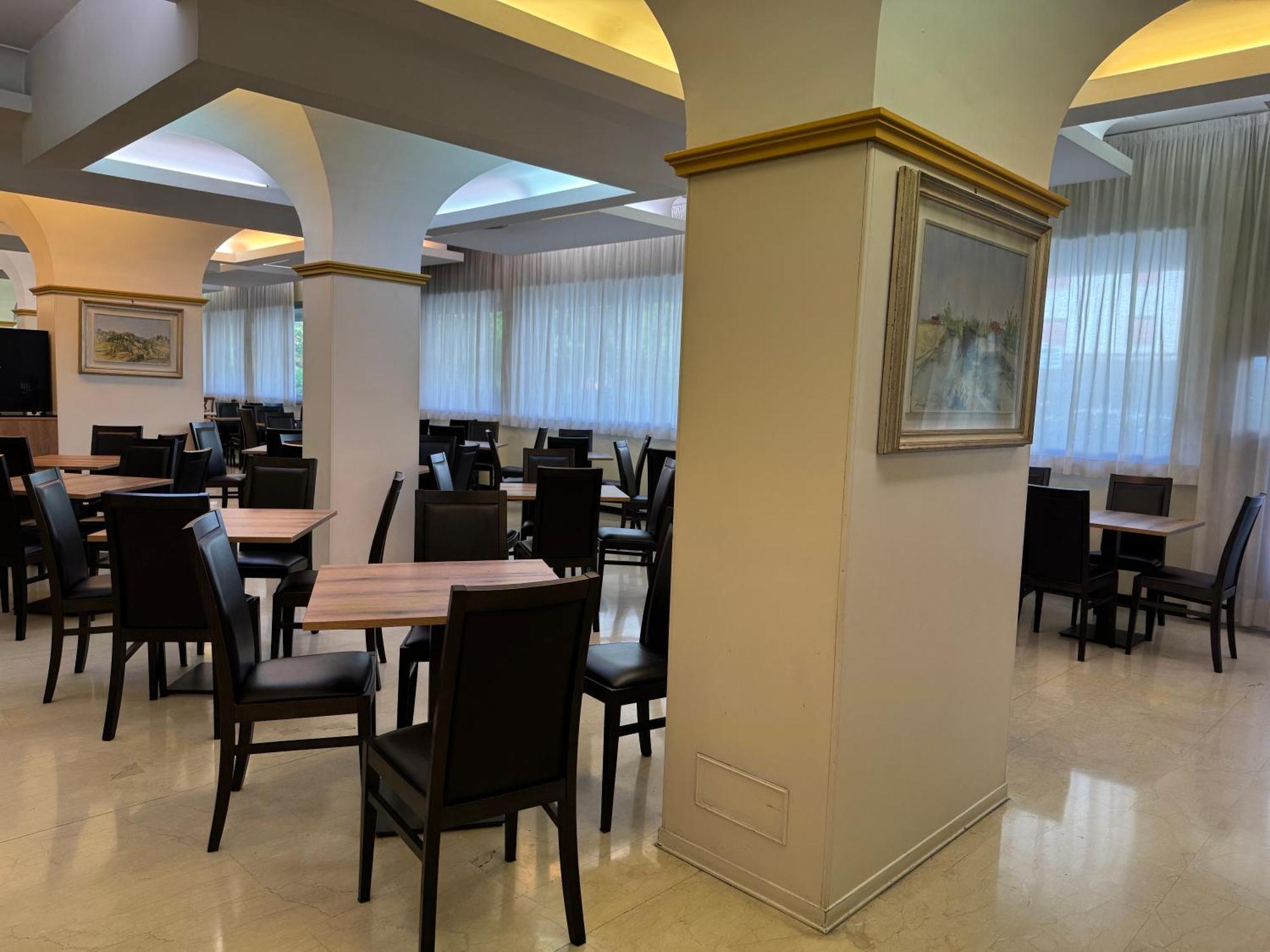 Albatros Hotel 4*