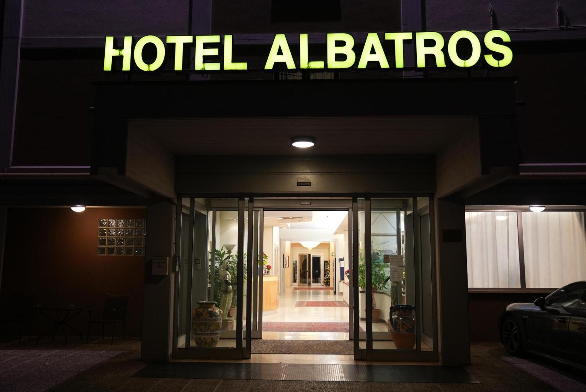 Albatros Hotel